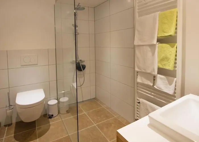 Lacherhof Apartman *